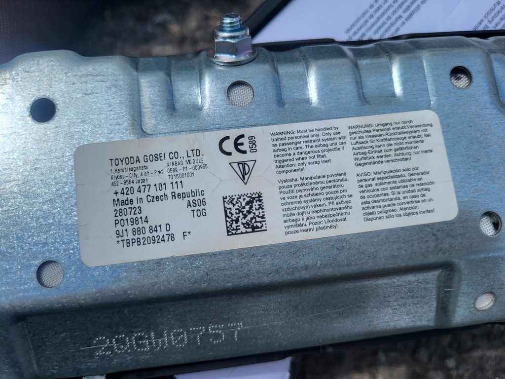 фото №11, Porsche taycan 9j приборная панель приборная подушка воздушная ремни безопасности