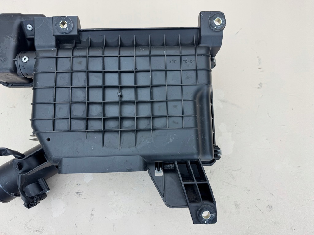 фото №13, Mitsubishi outlander iii 3 15- повітрозабірник впуск корпус фільтра повітря 1525a052