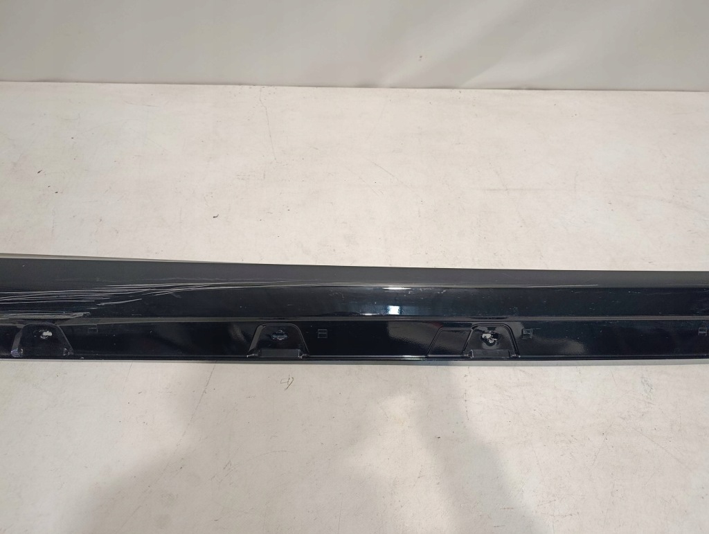 Молдинг порог правая mercedes eqe v295 amg a2956983200 с Разборки