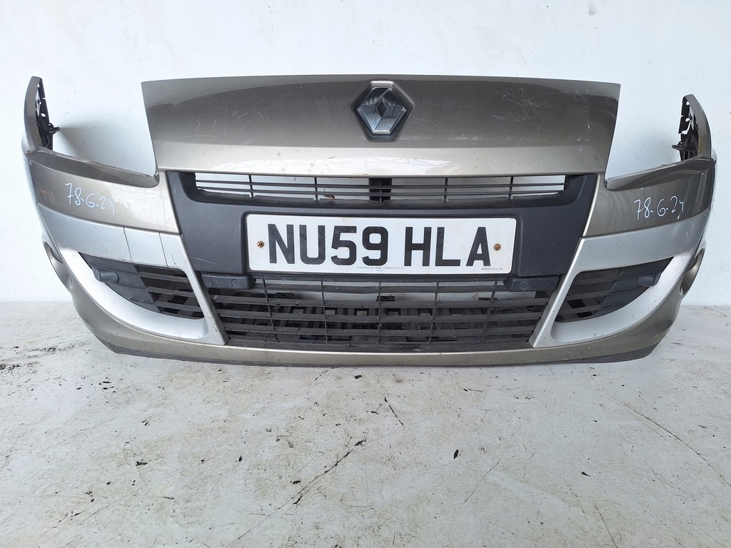 фото №1, Renault scenic iii 08-12 бампер + pdc