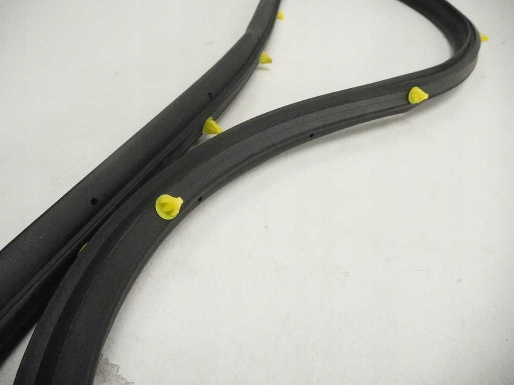 фото №6, Nissan оригинальный номер 82830-3vv0a note