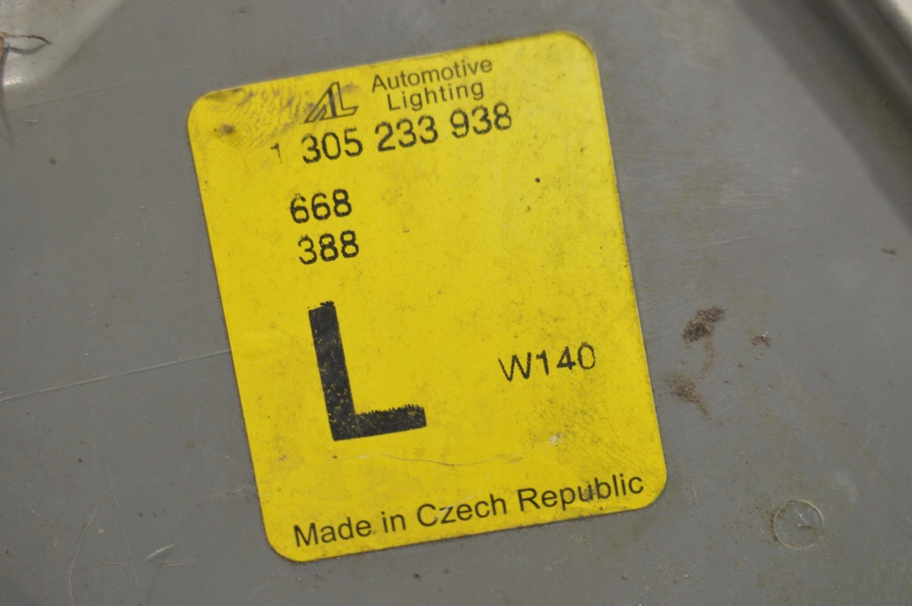 Поворотник белый левый оригинал рестайлинг  mercedes w140 s klasa 1305233938 Оригинал