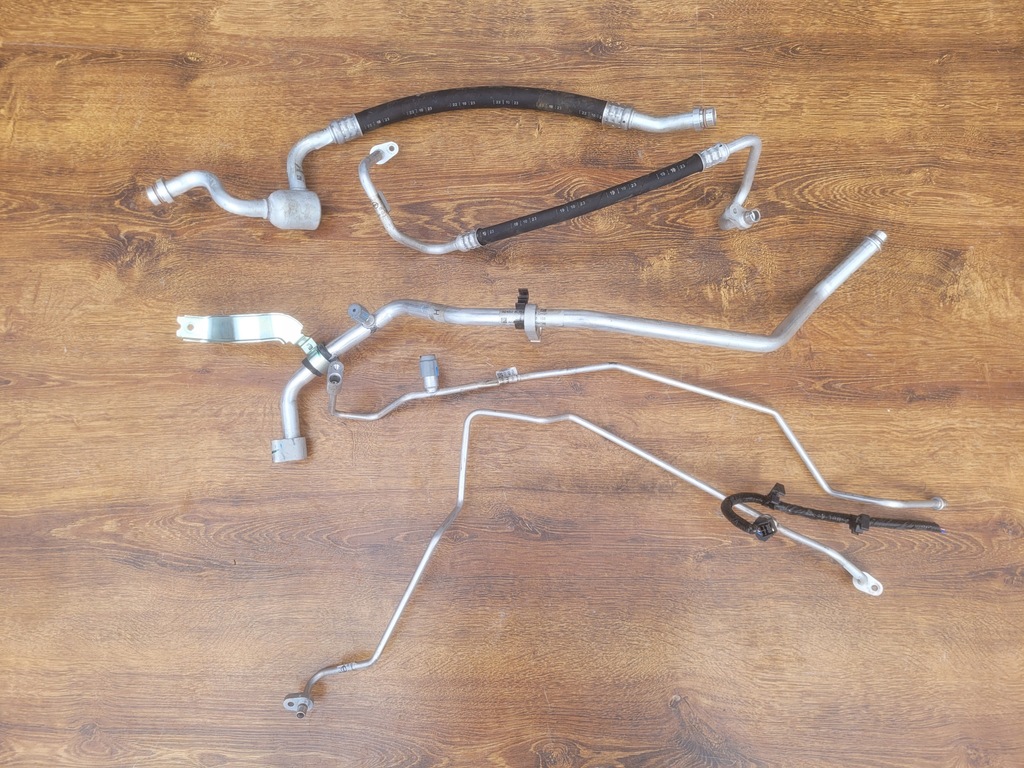 фото №1, X-trail t33 qashqai j12 шланг кондиціонера трубка 924906ub0a