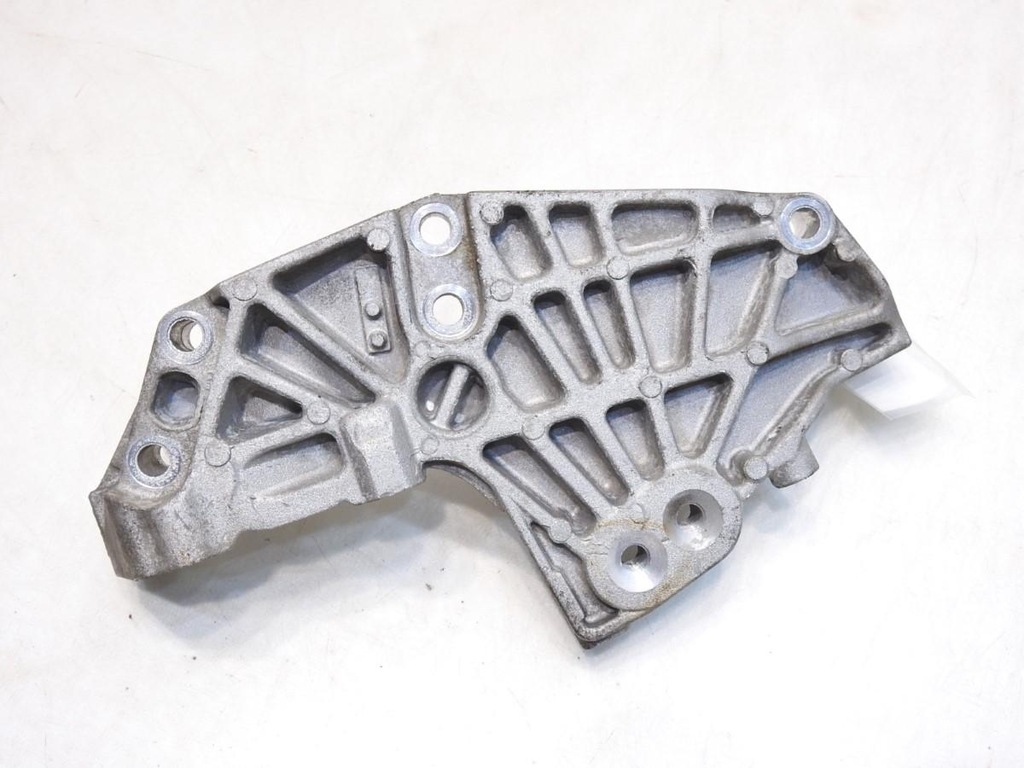 фото №3, Кронштейн двигуна renault laguna iii 2.0 dci 8200741758