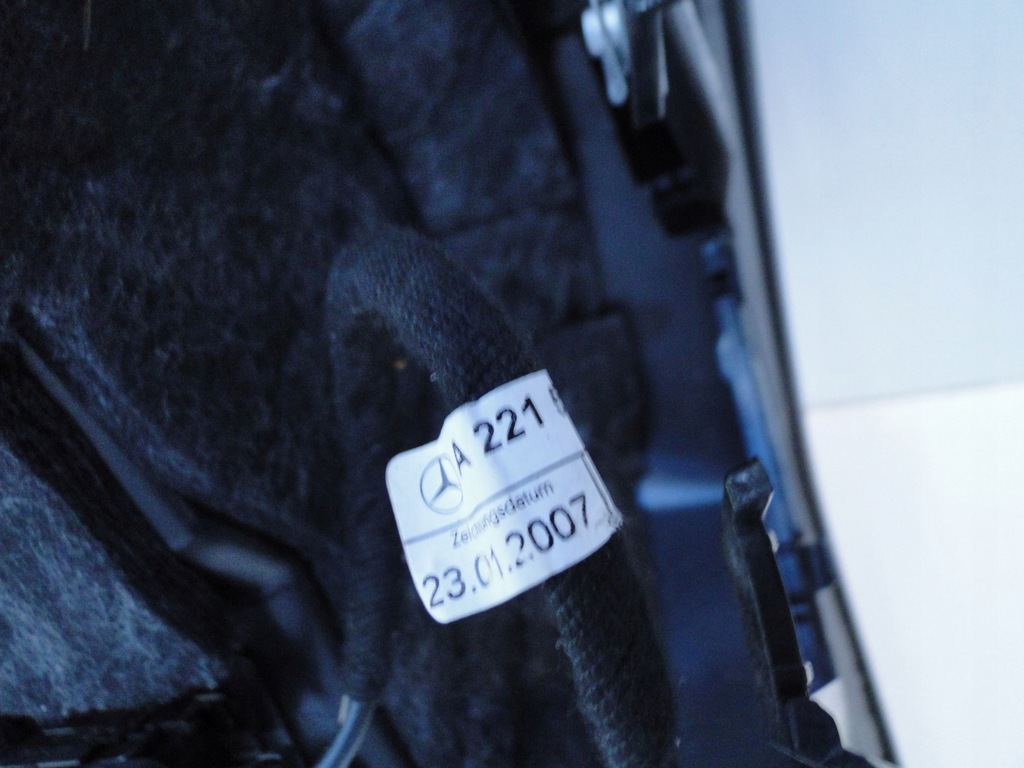 фото №10, Mercedes s klasa 221 w221 бардачок пасажира