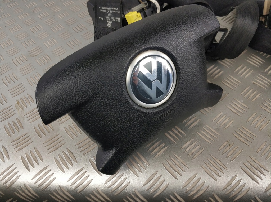 фото №12, Панель приладів приладова панель приладів панель  подушка безпеки vw transporter caravelle t5 europa