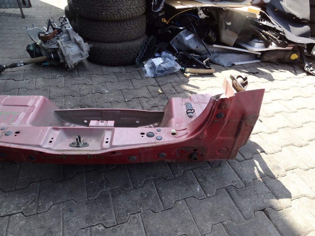 фото №3, Dacia logan ii 2015 mcv pas задний стена пол