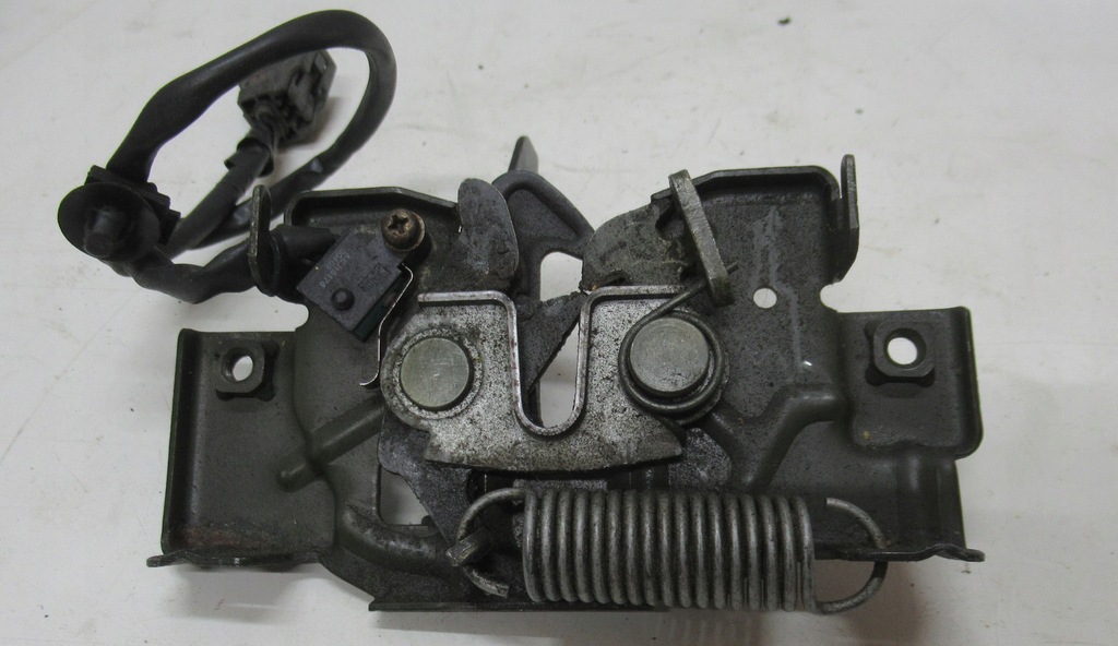 фото №3, Mazda rx-8 замок капот