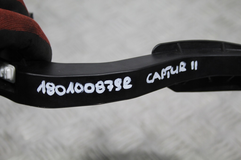 фото №2, Педаль газа renault captur ii 2 180100879r