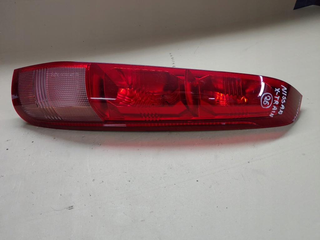 фото №8, Лампа правый задняя nissan x-trail t30 lift 03-07