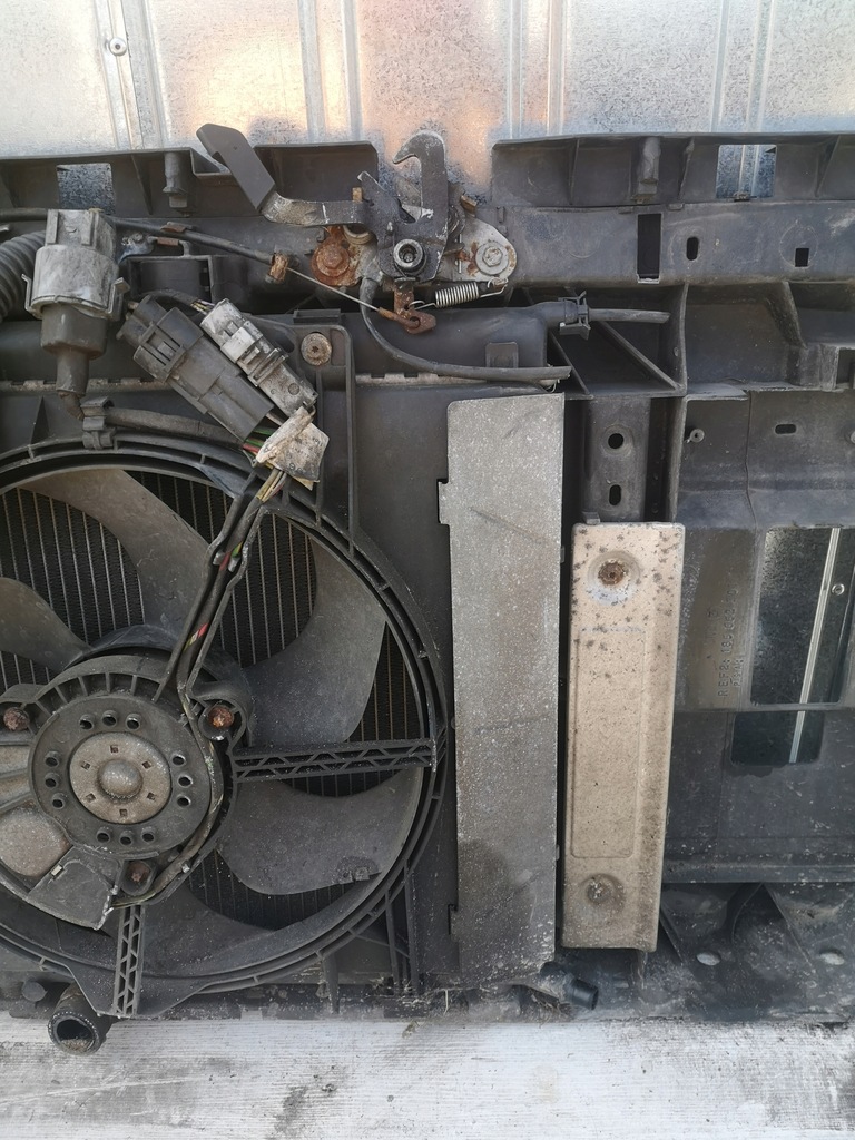 фото №8, Pas передній радіатор citroen c3 i hb vtr 1.6b