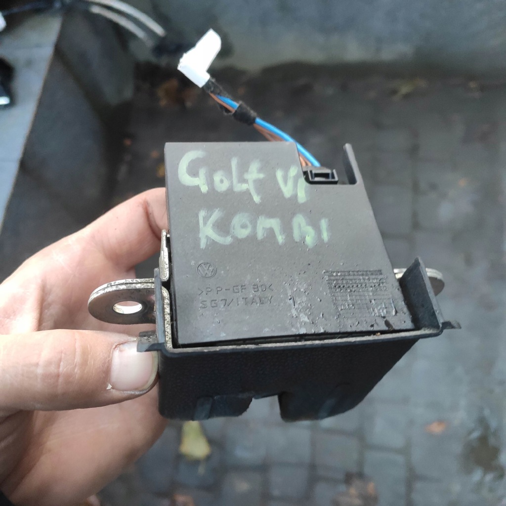 фото №1, Замок кришки задня vw golf vi 5m0827505e