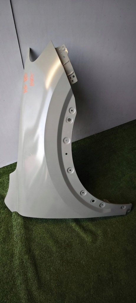 фото №1, Крыло правый перед mg hs