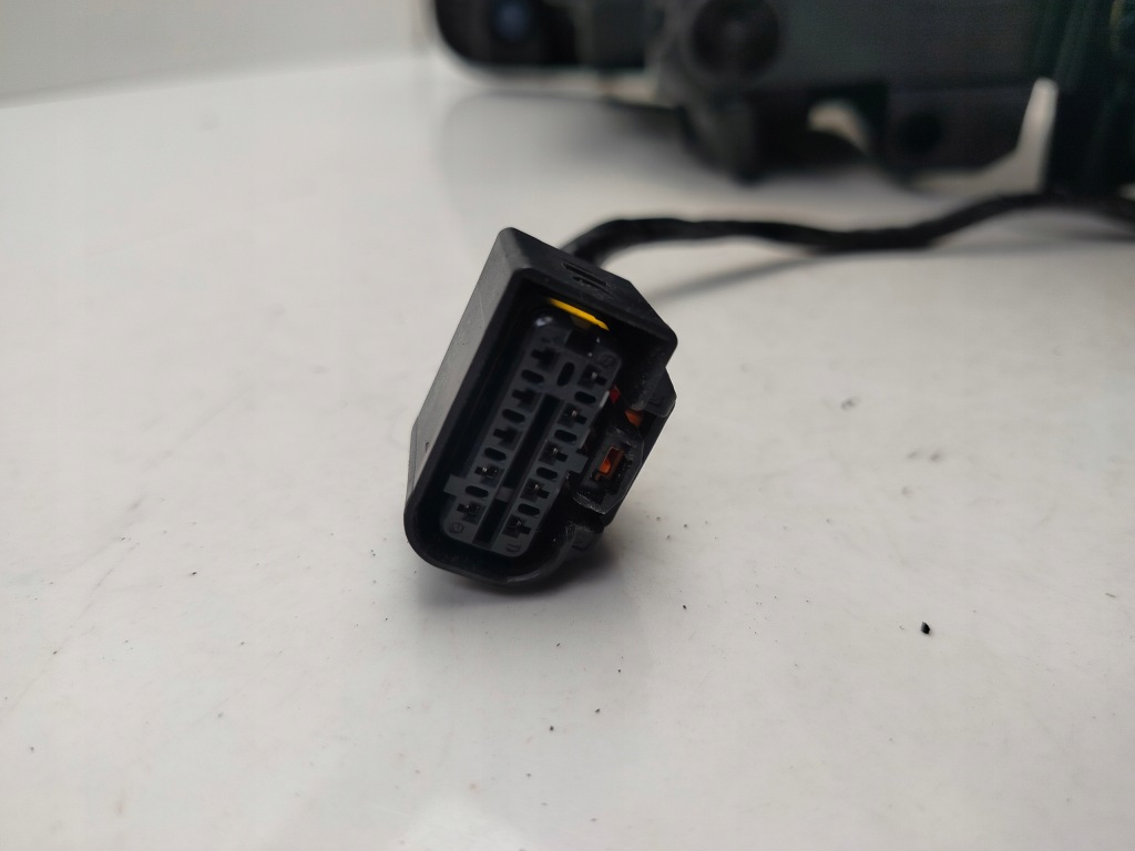 фото №14, Peugeot 5008 3008 i lift 13-17r фара лампа правий перед права передня