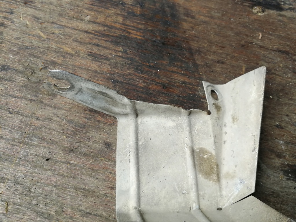 фото №4, Защита тепловая рычага перед bmw e30