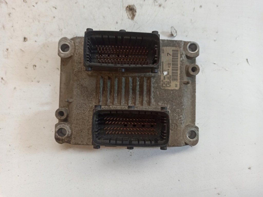 Fiat idea 1.4 бортовой компьютер блок управления 0261201110 me73w4f038 c Киев