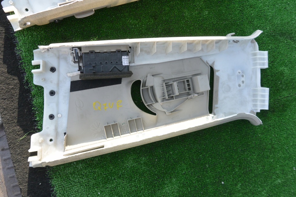 фото №9, Защита обшивка стойка средняя audi q7 4l kpl