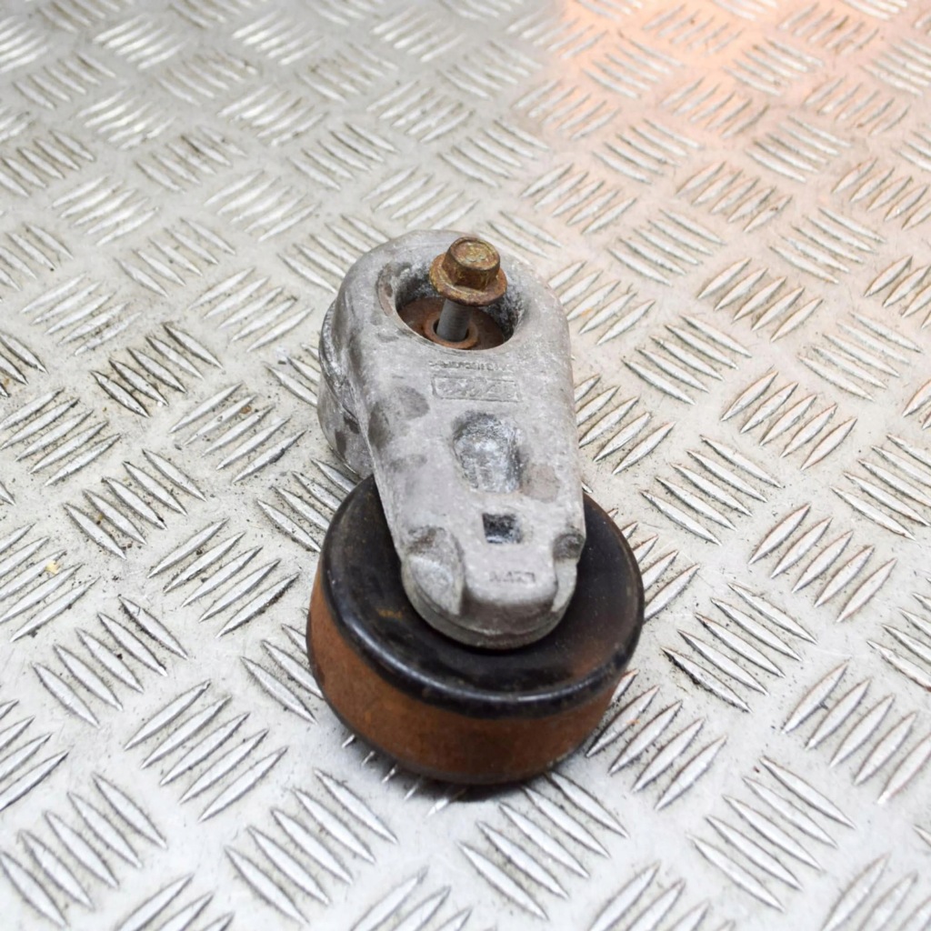 Land rover discovery 3 - lr3 2006 натяжитель ремень генератора в Украине