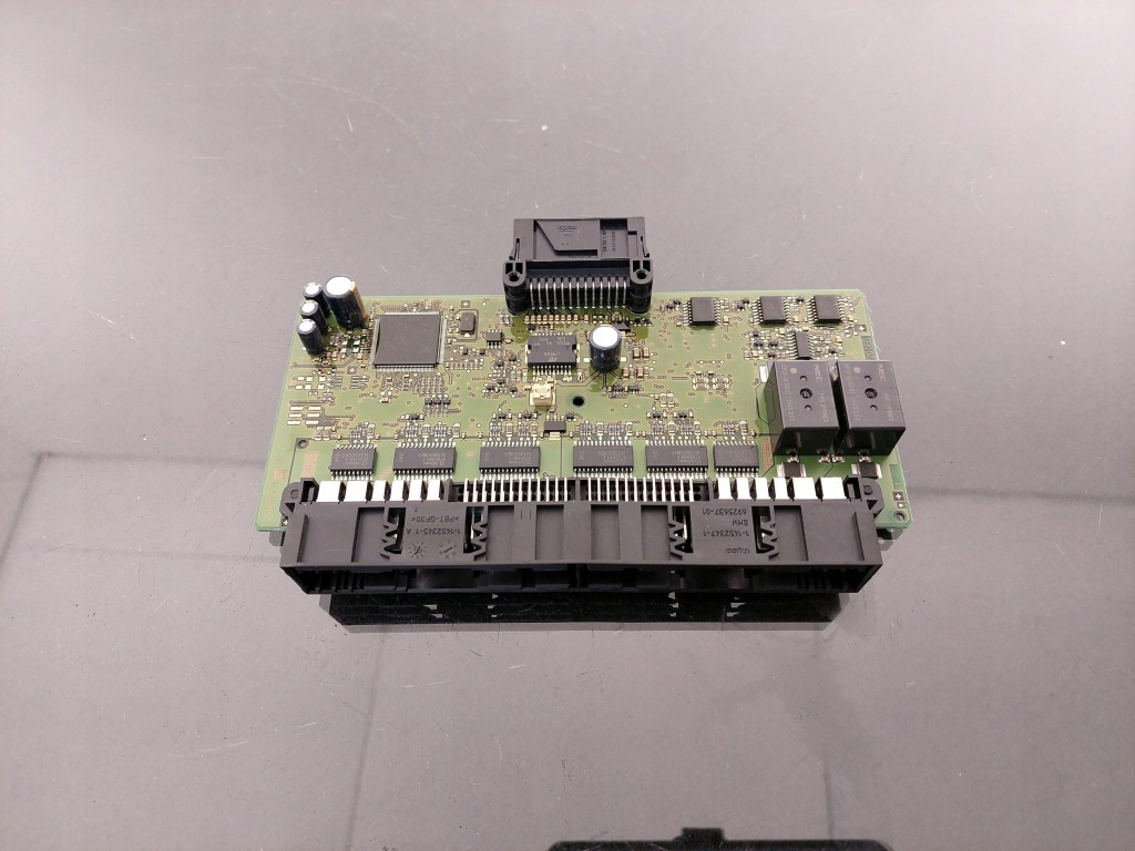 Модуль света lcm bmw 3 e90 e91 6135698799901 Недорого