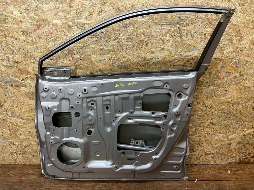 фото №9, Toyota c-hr chr дверь правое перед передние 16-