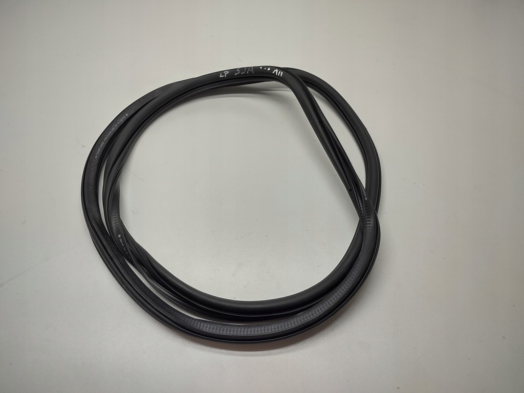 фото №1, Прокладка кузов дверь skoda rapid toledo iv левая передняя оригинал