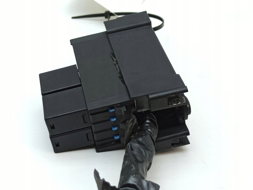 Коробка реле комплект cadillac sts seville 12077866 Киев