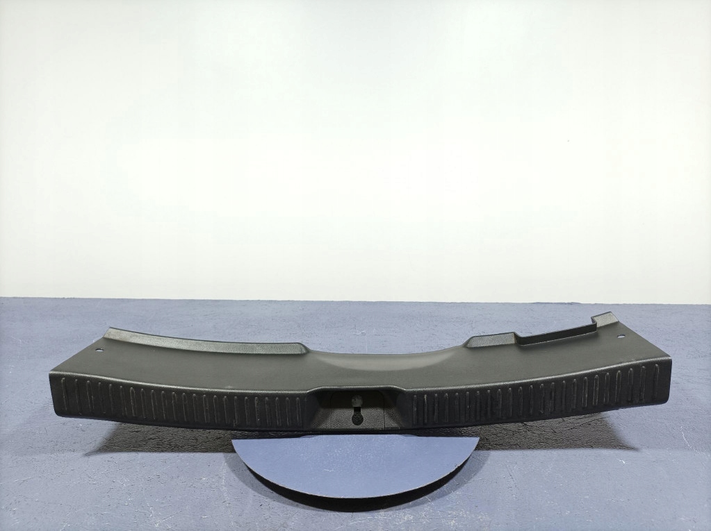 Купить Mazda cx-7 накладка порог поперечина багажника задний fh446889x