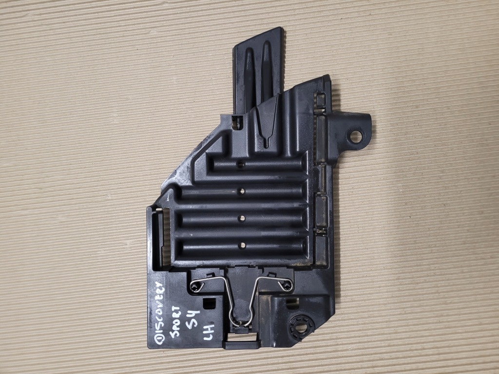 фото №1, Land rover discovery sport напрямна кронштейн кронштейн лампи lh