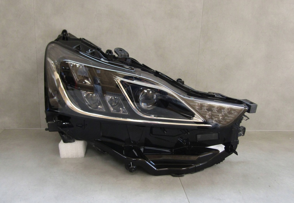 Купить Фара перед lexus is 3 3 рестайлинг  full led 16-19 rh правый