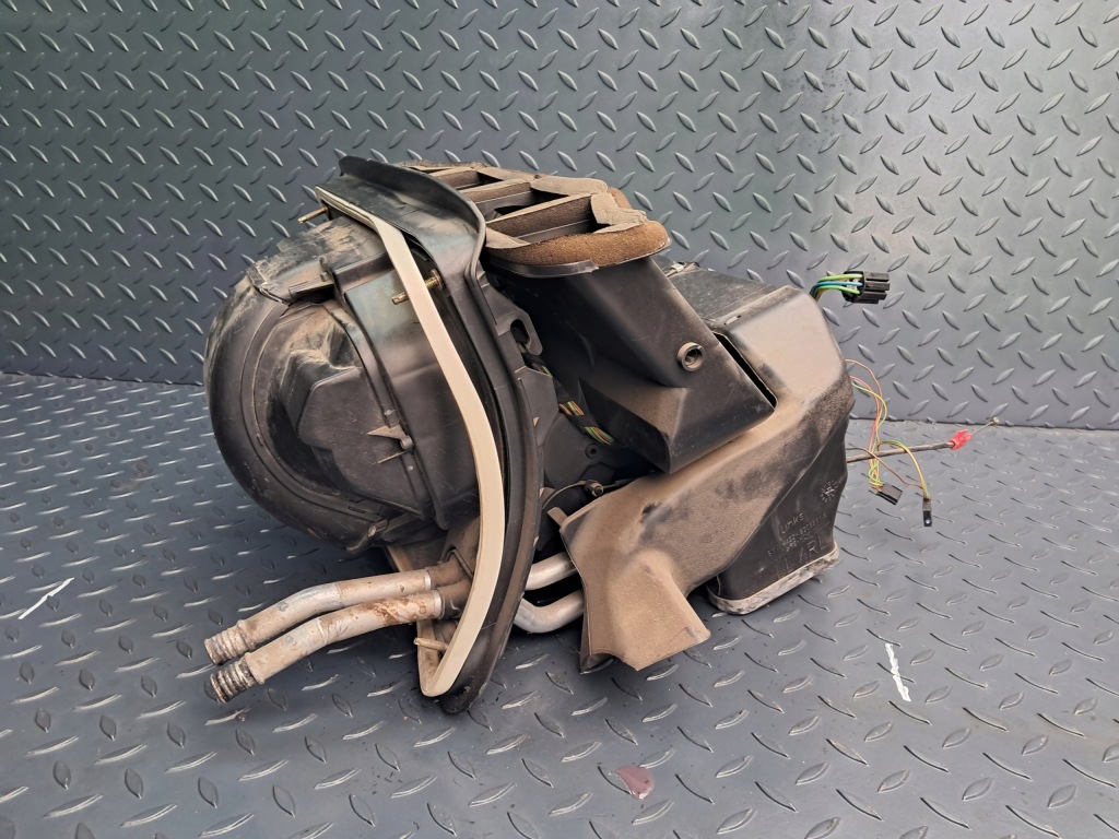 фото №9, Отопитель вентилятор обдув bez кондиционер 8 384 381 bmw e46 sedan przedlift