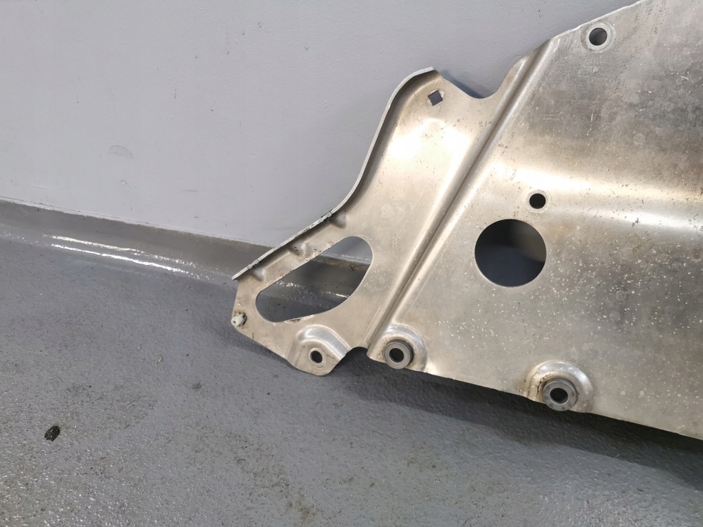 фото №7, Плита защита усилитель подвеска перед bmw i3