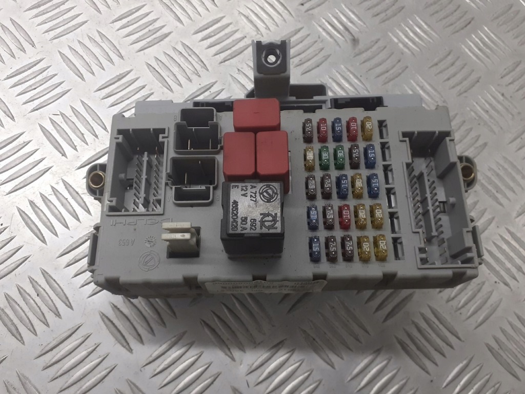 фото №1, Коробка предохранителей fiat idea 1.4 51732916