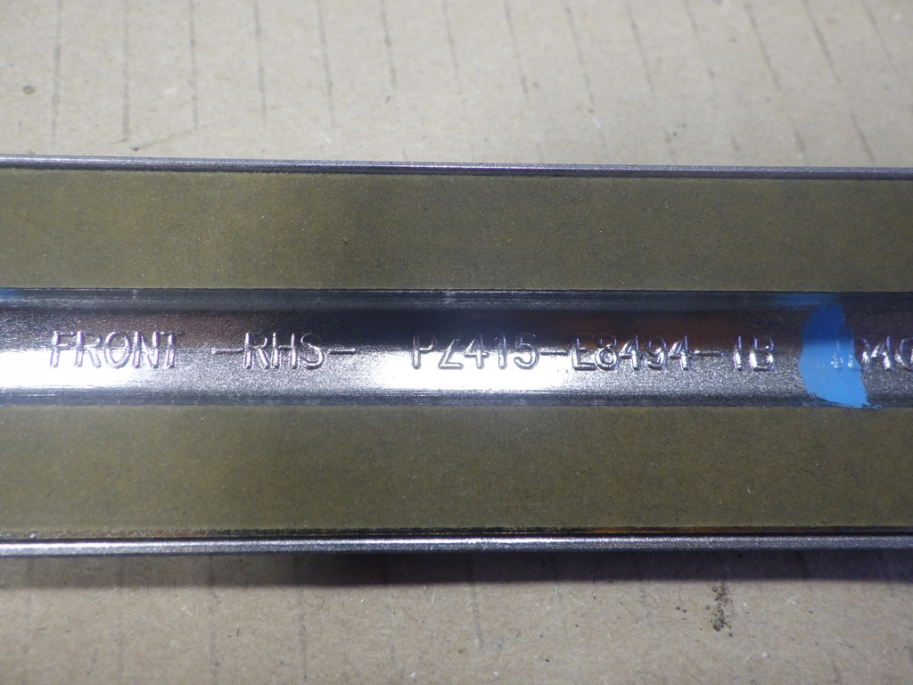 фото №7, Молдинг дверь левый задняя toyota verso pz415-e8494