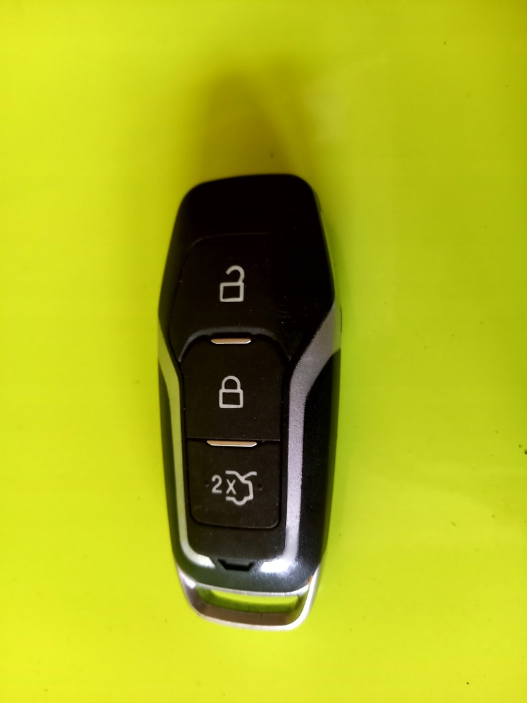 фото №1, Ключ pilot ford mondeo mk5 15r