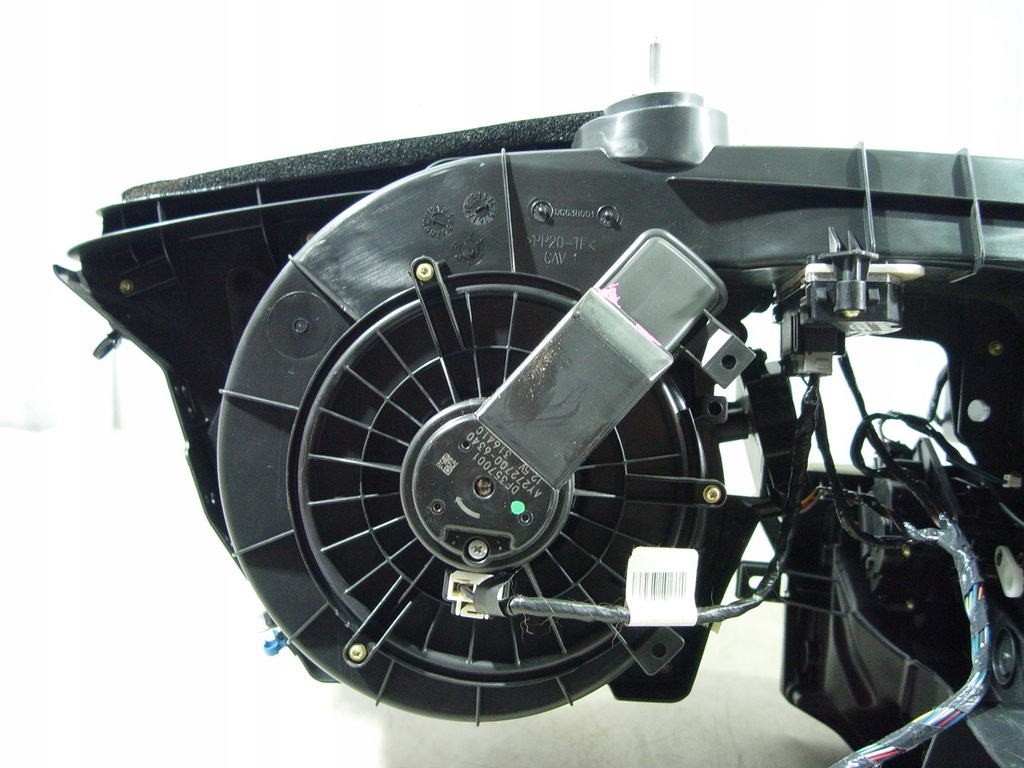 фото №13, Dodge charger 15- отопитель dmuchowa перед