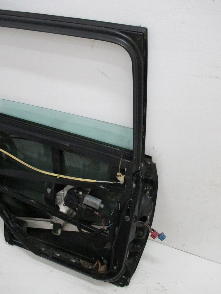 фото №8, Двері ліва задні audi a6 4b9 kombi