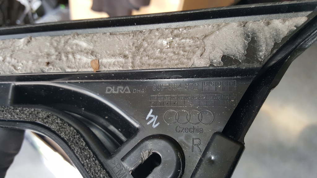 фото №11, Правая молдинг спойлер крышки audi q3 83f854872