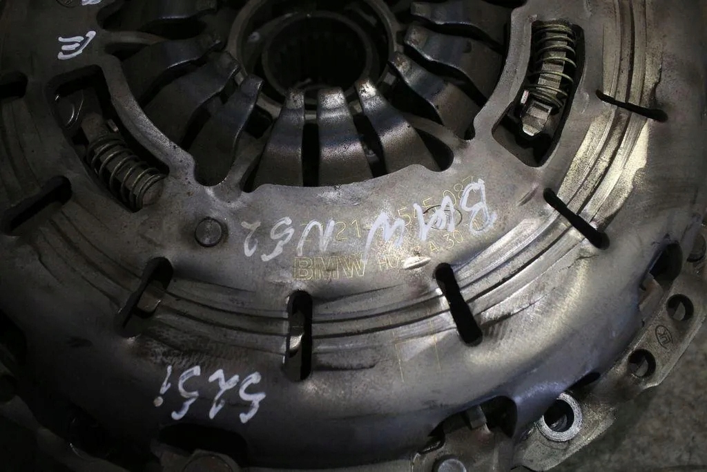 фото №8, Комплект зчеплення bmw 3 e90 7545087 2.0l бензиновий 2006