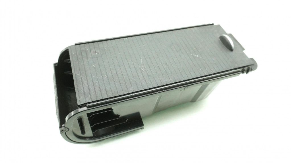 фото №1, Mercedes slk r172 подстаканник кронштейн na кружки a1726800352 172