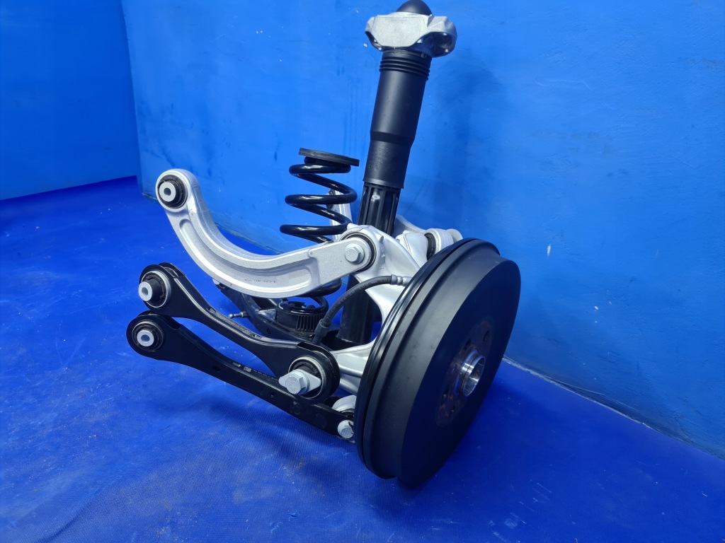 фото №9, Vw id4 id5 | enyaq | e-tron q4 поворотний кулак ліва задня важелі амортизатор