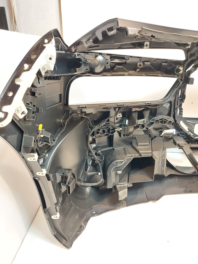 фото №15, Bmw g70 i7 m набор бампер карбон schwarz 416 eu