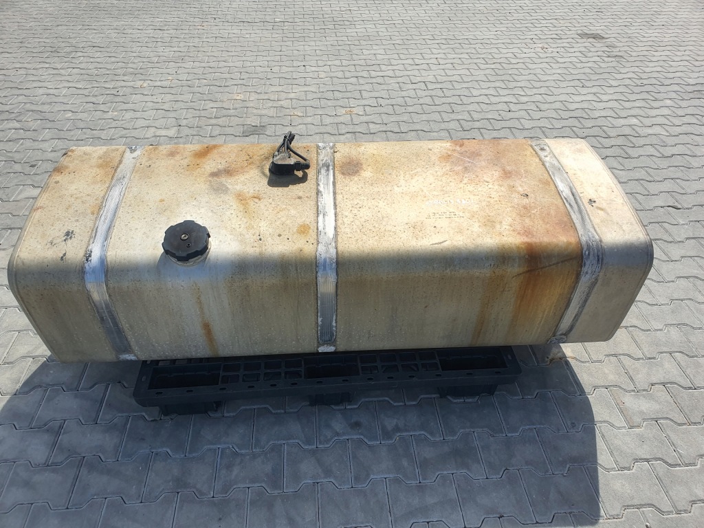 Купити Бак паливної  комплектний  580l. iveco stralis 41043035
