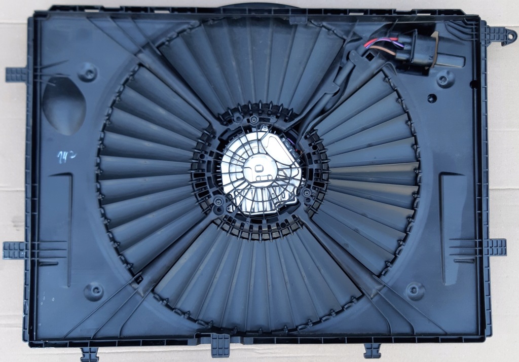 фото №8, Mercedes w205 glc w253 x253 вентилятор