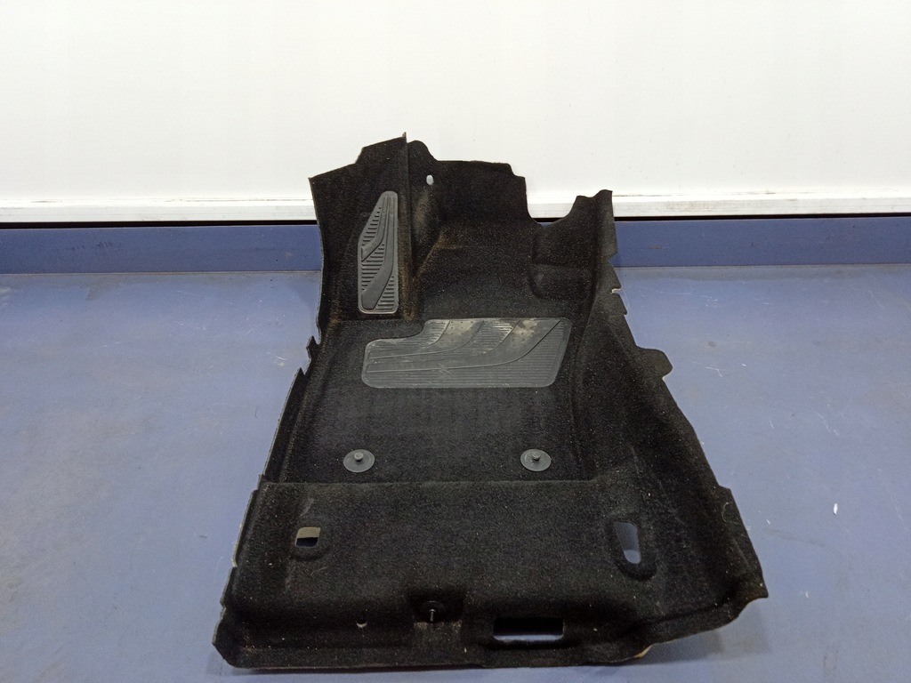 фото №1, Fiat tipo ii 15- обшивка пол перед левая коврик eu