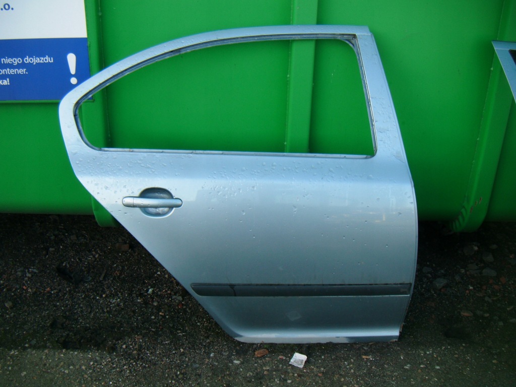 фото №1, Skoda octavia 2 ii 5d 04-13 дверь правый задняя