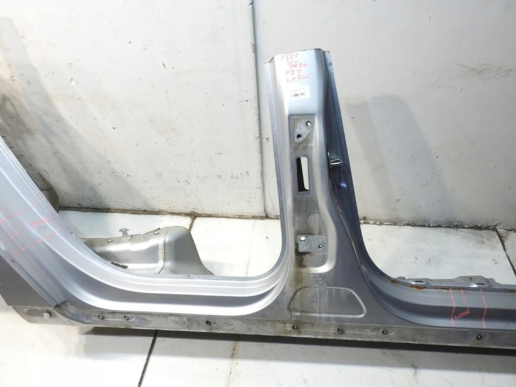 фото №9, Порог блок двигателя правый задняя la7w vw passat b7 kombi