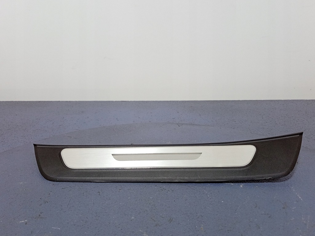 фото №1, Audi a6 c8 4k молдинг поріг лівий задня led 4k0947423