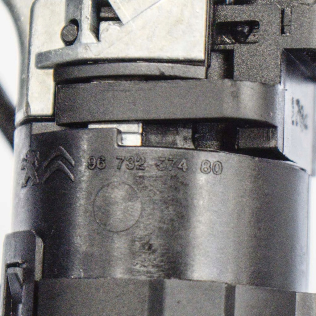 фото №6, Peugeot 208 2014 замок запалювання