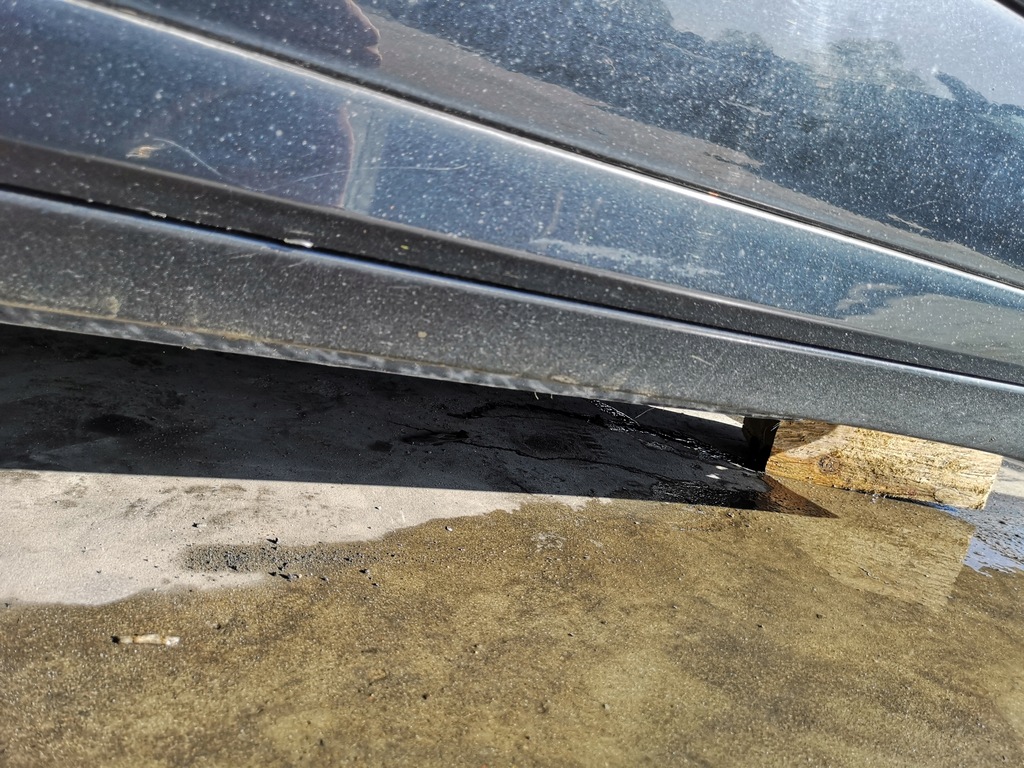 фото №6, Молдинг порог правая audi a4 b7 sedan lz9y