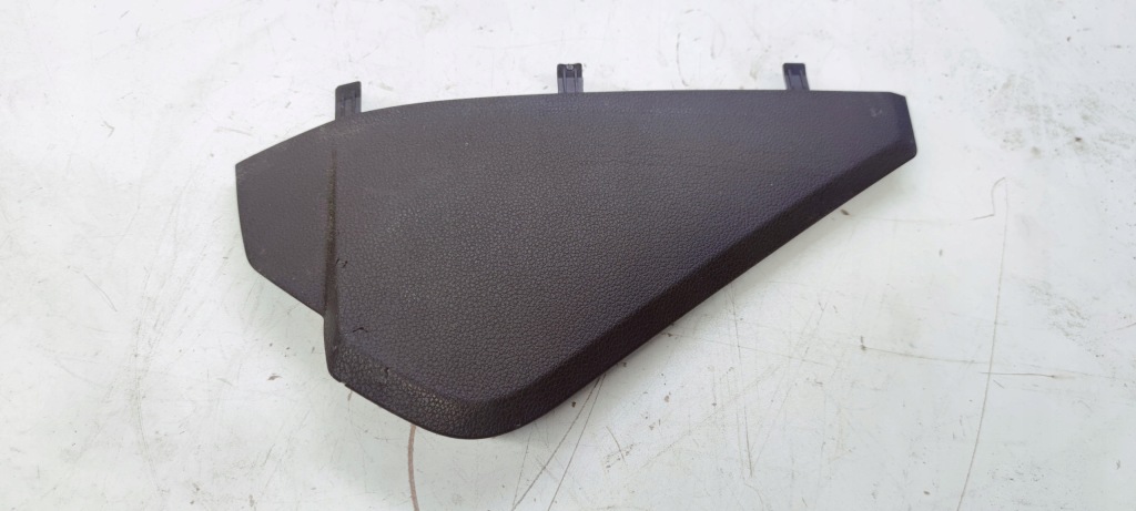 фото №1, Защита заглушка панели правая audi q3 f3 83a857086